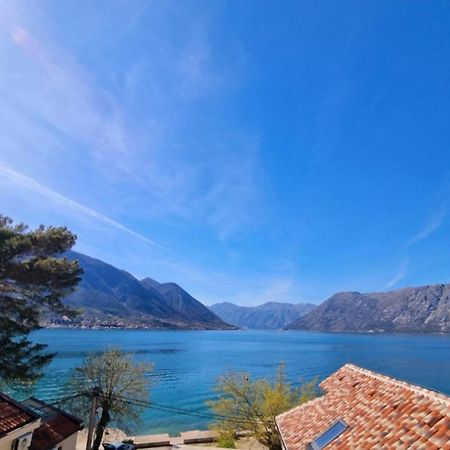 Lovely Apartment Jovan 3,With A View Of The Bay And Free Wi-Fi Kotor Dış mekan fotoğraf